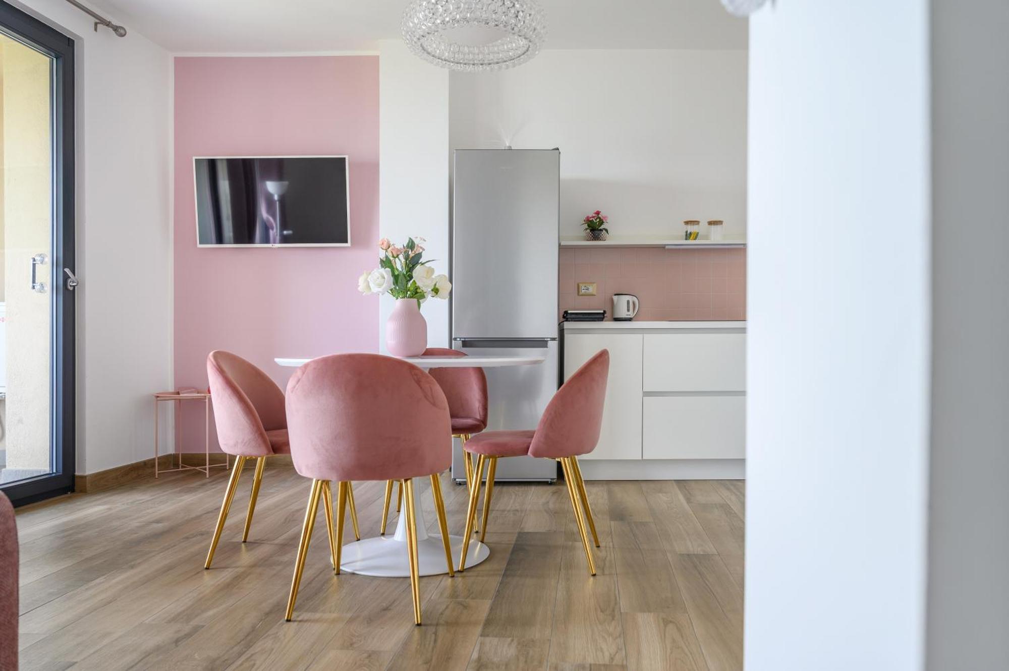 Casa Vacanze Maddalena - Palazzetto Sul Lago - Diamante Rosa Marta Eksteriør bilde