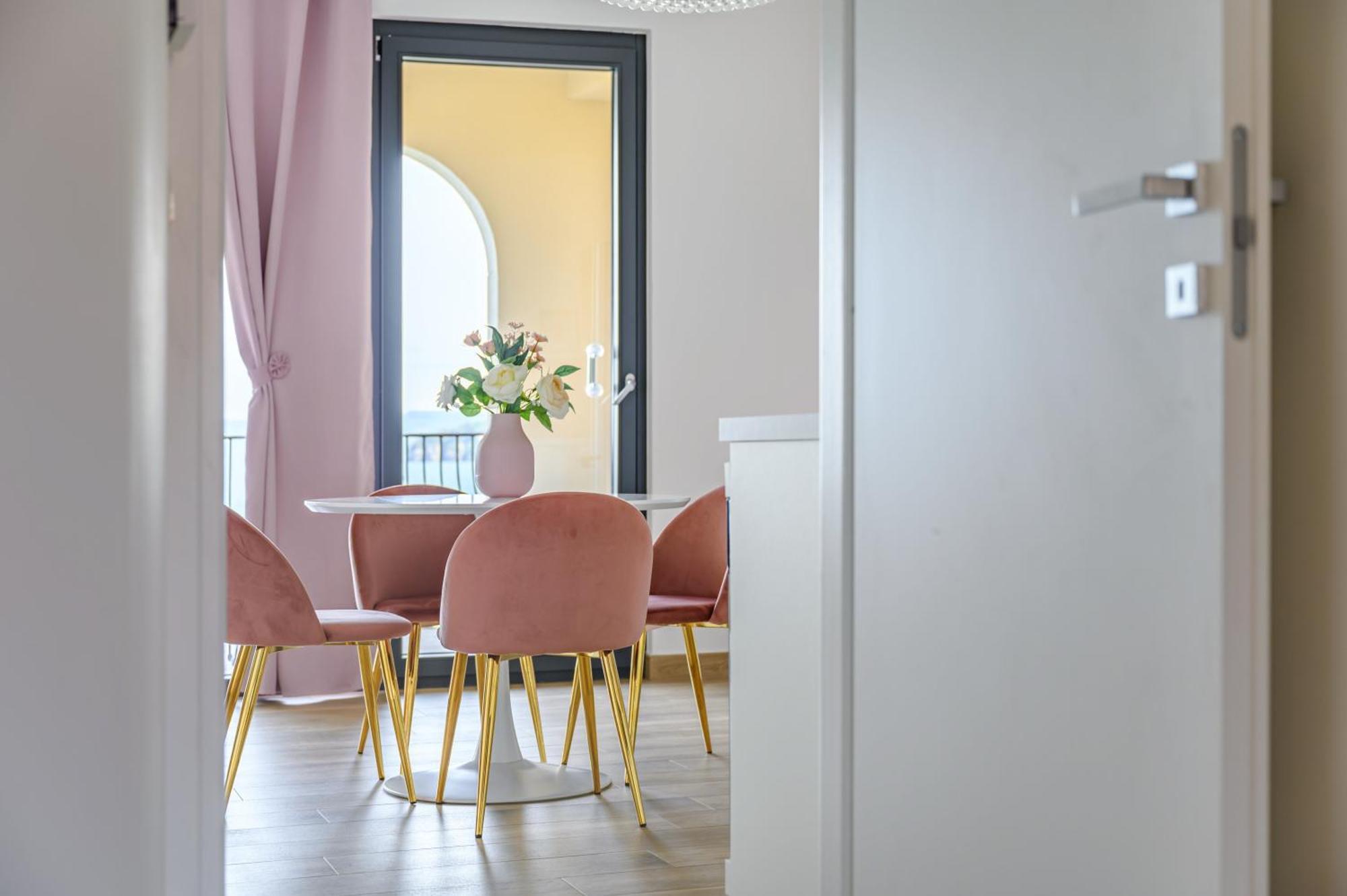 Casa Vacanze Maddalena - Palazzetto Sul Lago - Diamante Rosa Marta Eksteriør bilde